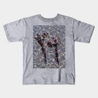 Dancing cactus flowers in water ripples Kids T-Shirt